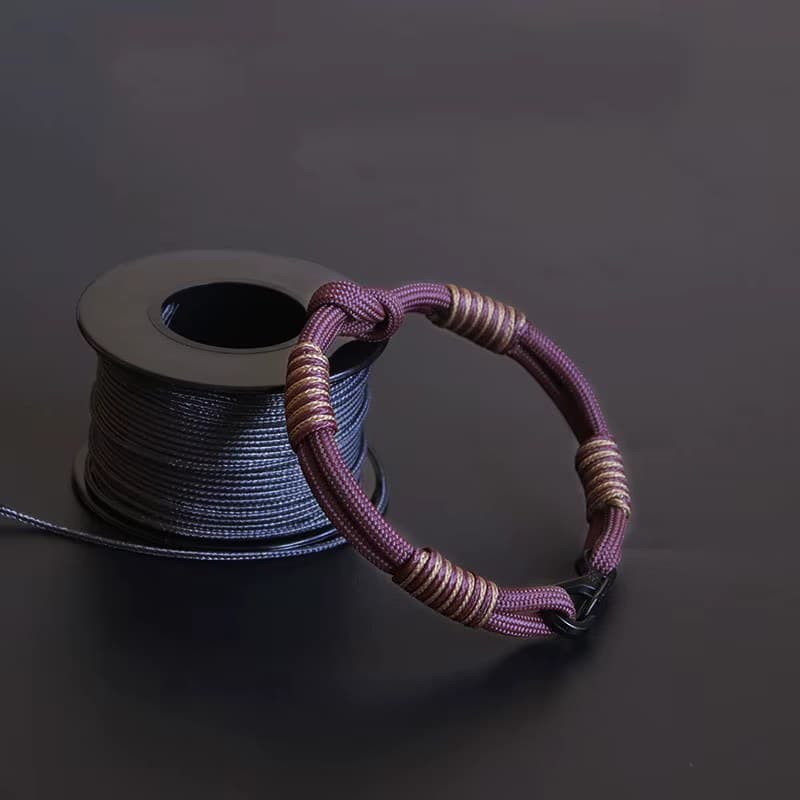 تصميم سوار النجاة الأنيق للرجال والنساء