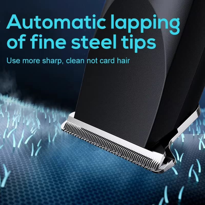 الماكينة الكهربائية متصلة بكابل الشحن عبر USB